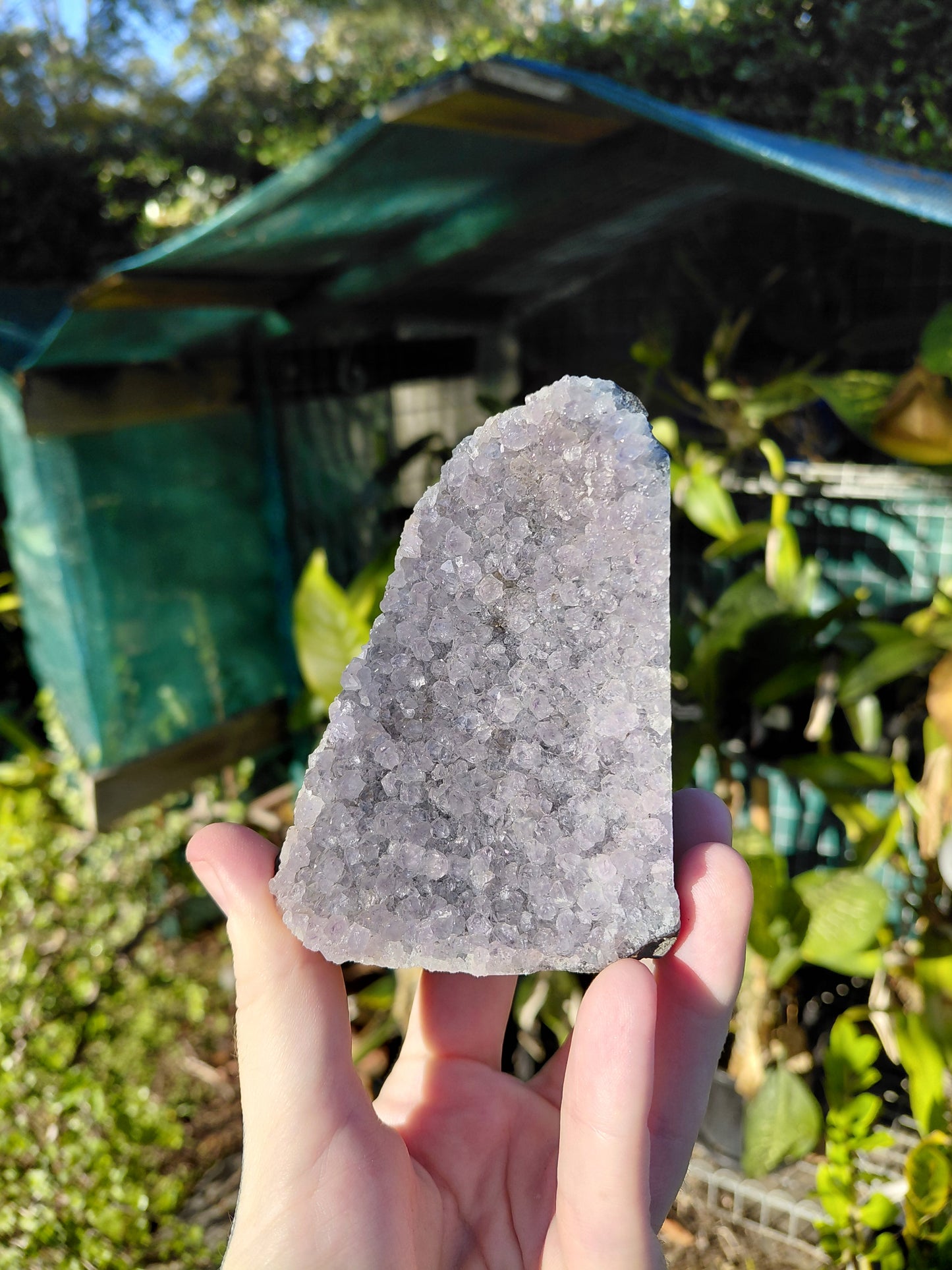 Base Cortada de Amatista Arcoíris G