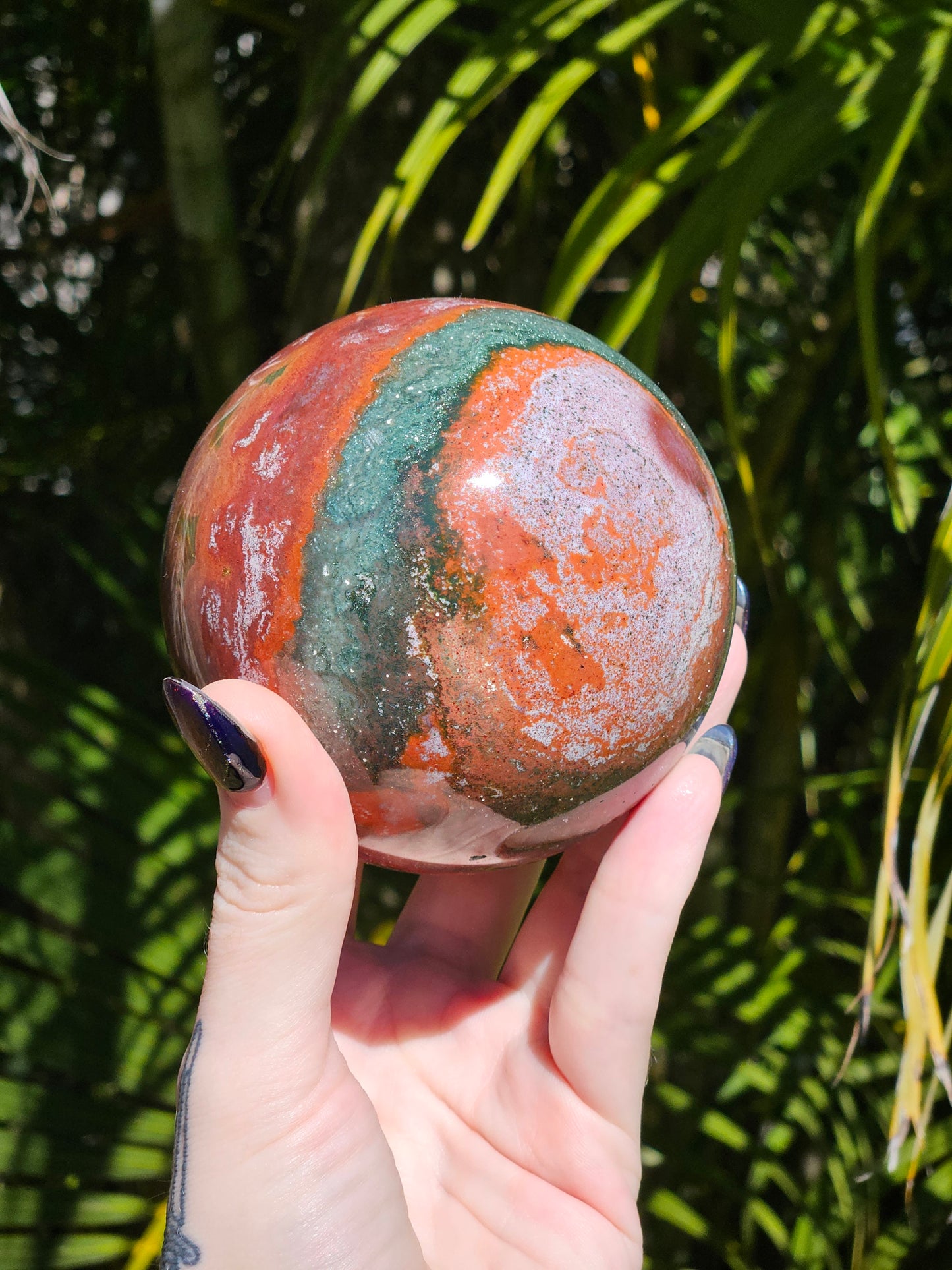 Esfera grande de jaspe oceánico A