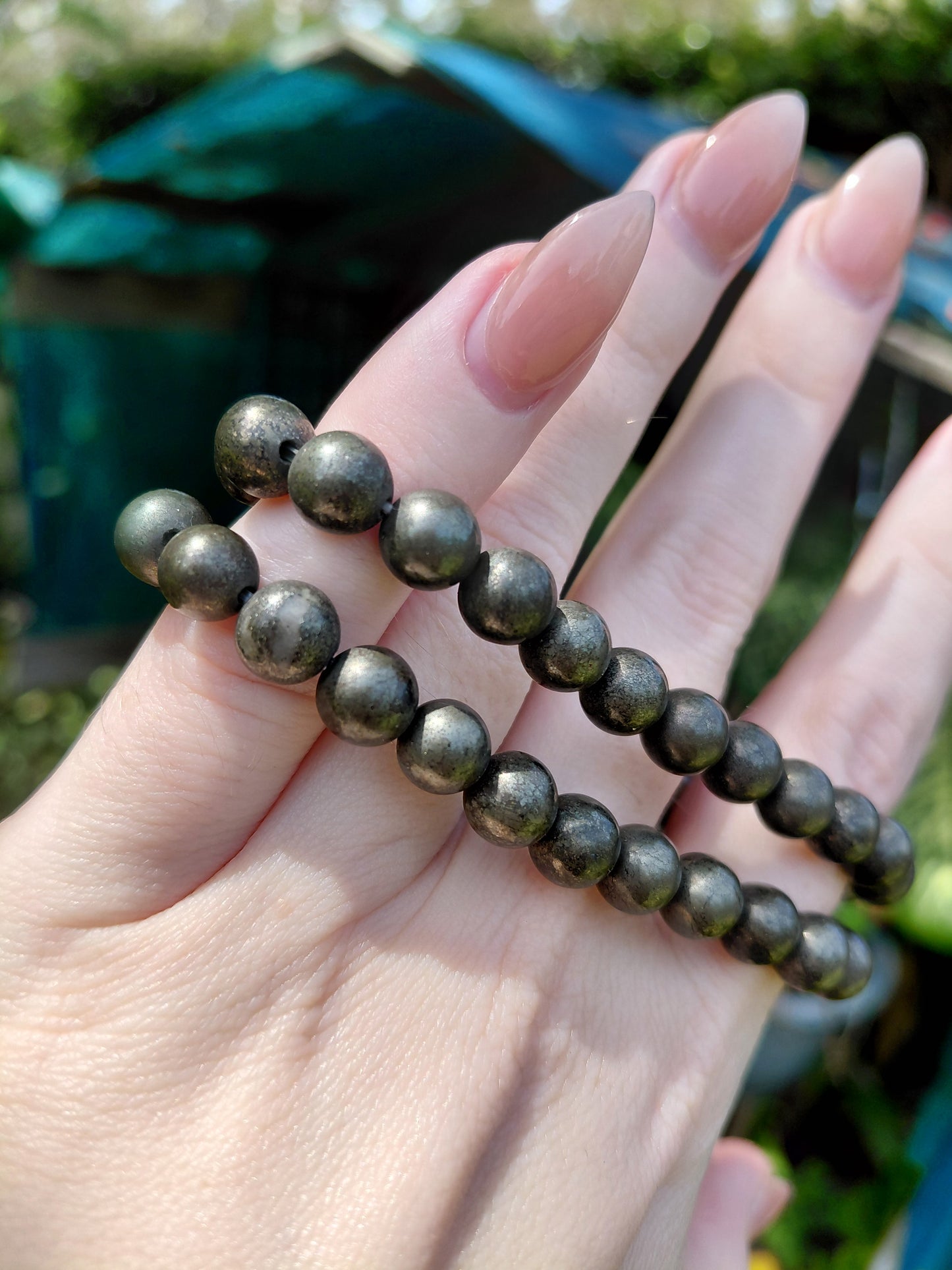 Pulsera de Cuentas de Cristal "Pirita": disipa la negatividad y promueve el bienestar emocional