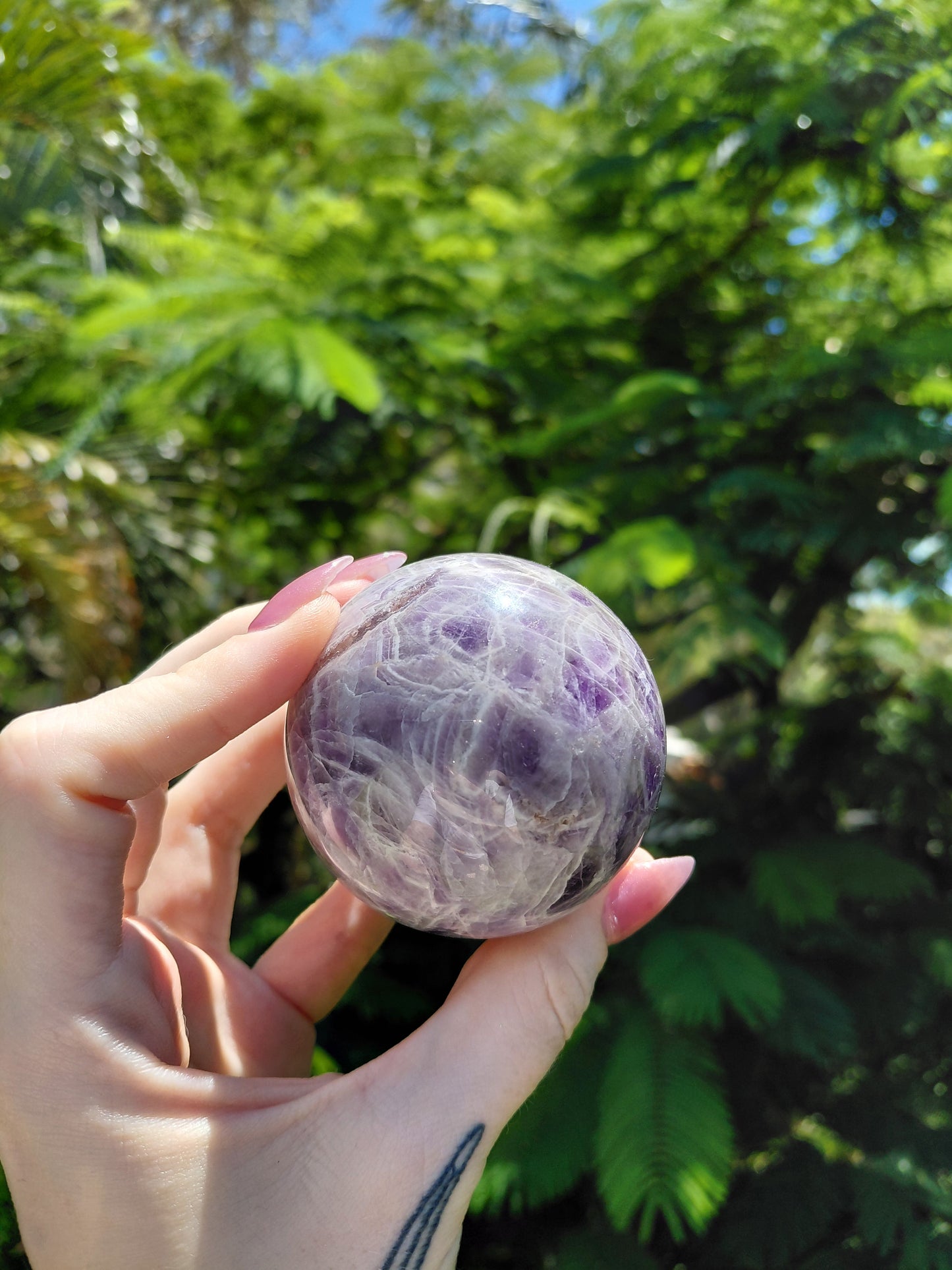 Esfera de amatista chevron B