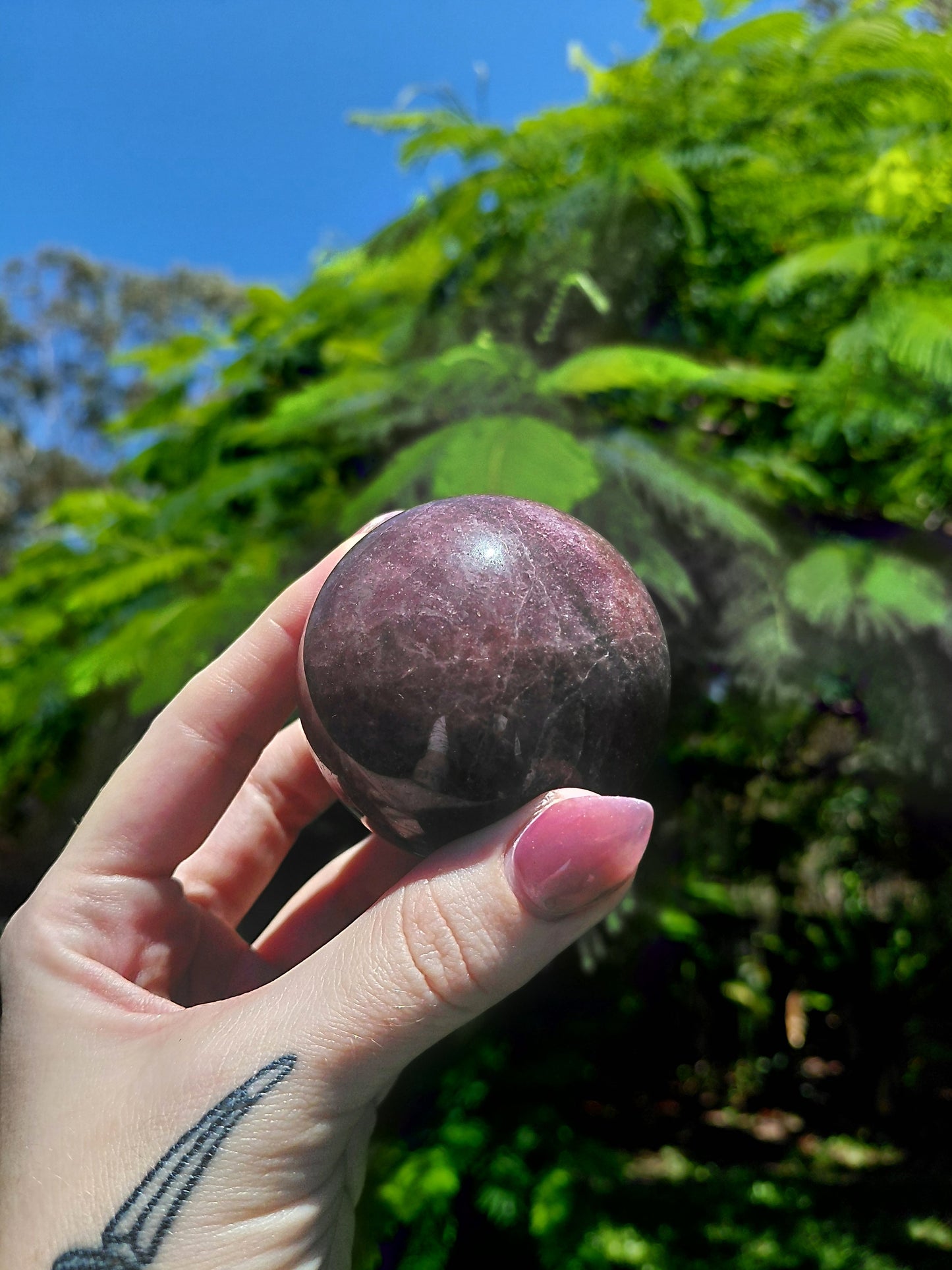 Esfera Mediana de Cuarzo Fresa