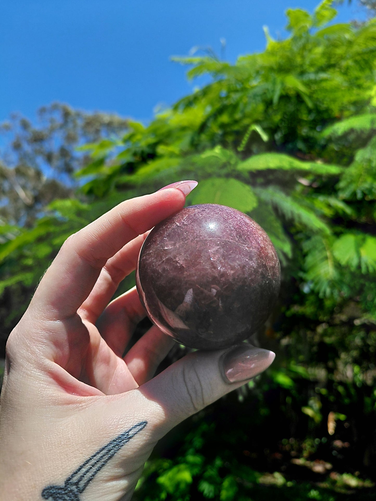Esfera Mediana de Cuarzo Fresa