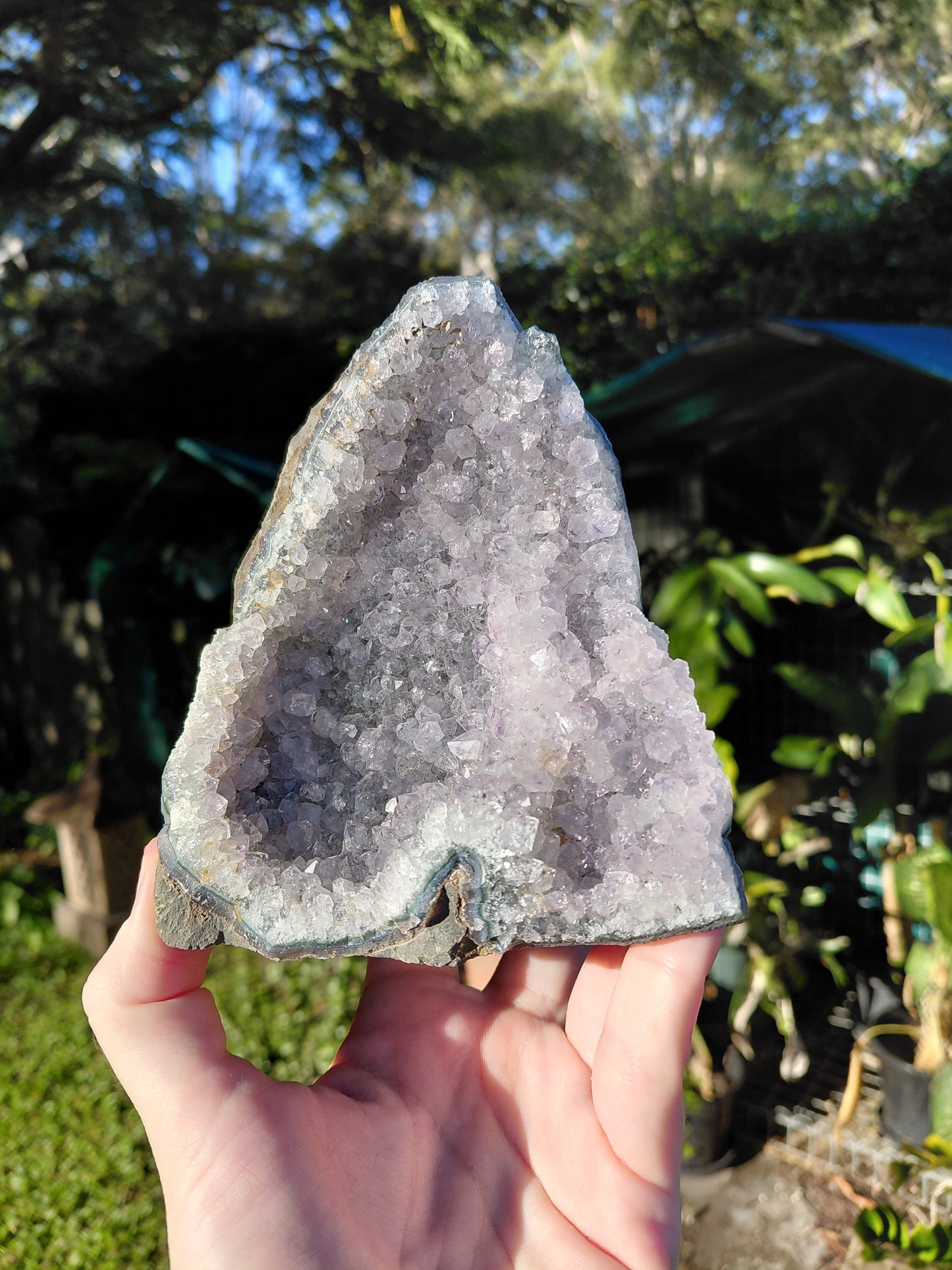 Base tallada de amatista H