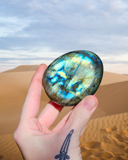 Chunky Labradorite Palmstone
